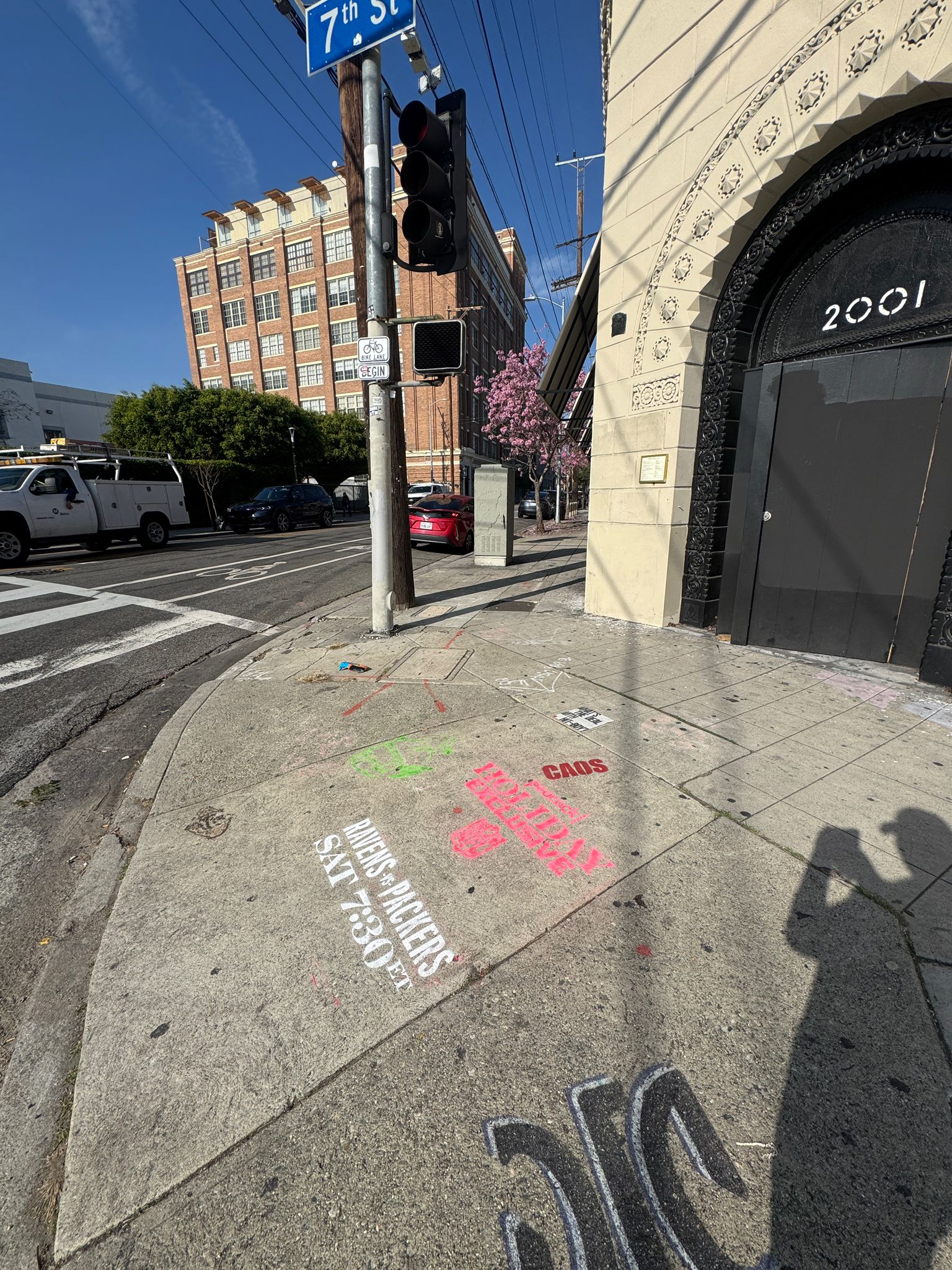 Stencil 15.7 Mateo St 7 Th St